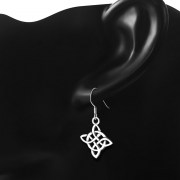 Tiny Celtic Knot Plain Solid Silver Earrings, ep151