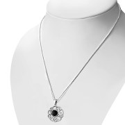 Black Onyx Round Celtic Knot Silver Pendant - p640