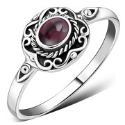 Ethnic Design Garnet Stone Silver Ring, r500