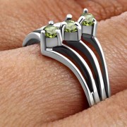 Peridot Silver Ring, r528