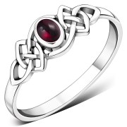 Garnet Cab Celtic Knot Silver Ring, r587