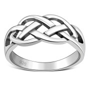 Plain Celtic Knot Silver Ring, rp171