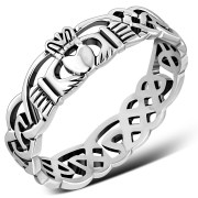 Celtic Knot Claddagh Silver Ring. rp686