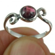 Delicate Silver Spiral Ring, set w Garnet, r70