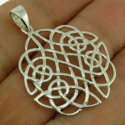 Large Celtic Knot Silver Pendant, pn533