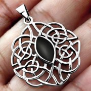 Black Onyx Trinity Knot Silver Pendant, p496