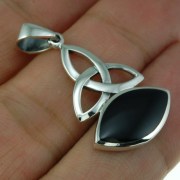 Black Onyx Trinity Knot Silver Pendant, p660