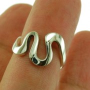 Plain Silver Wavy Style Women's Ring, RP274
