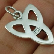 Small Trinity Knot Silver Pendant, pn592