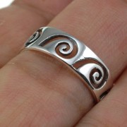 Plain Solid Sterling Silver Waves Band Ring, rp651