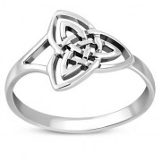 Celtic Trinity Knot Plain Silver Ring, rp854